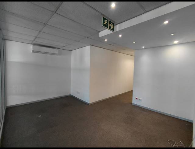 186M² OFFICE TO LET IN BRYANSTON